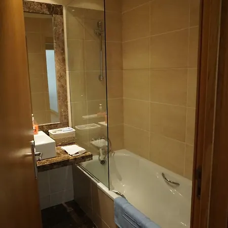 Green Park Forum Apartment